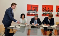 هيئة البحرين للثقافة والآثار توقع اتفاقيتي تنقيب، بعثتان فرنسية ودنماركية للتنقيب في التلال الملكية في عالي والمدافن في أبوصيبع