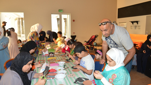 مشاركة مميزة من الأطفال في ورشة عمل وفعالية الحيّة بيّة، بمتحف موقع قلعة البحرين اليوم


