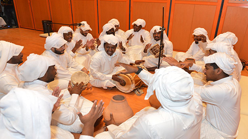 دار اسماعيل دوّاس تقدّم الفنون الموسيقية البحرينية الأصيلة في دار المحرّق

