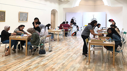 ضمن سلسلة ورش عمل فنية خلال أغسطس، مركز الفنون يستضيف ورشة عمل فن الفسيفساء