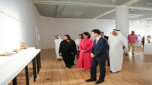 يلقي الضوء على جانب هام من الثقافة اليابانية، هيئة الثقافة تفتتح معرض دمى اليابان بمتحف البحرين الوطني