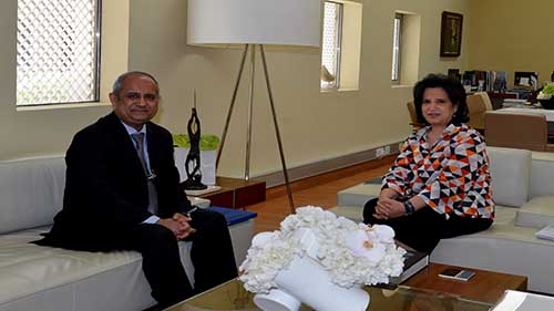 H.E Shaikha Mai Receives TAMKEEN CEO

