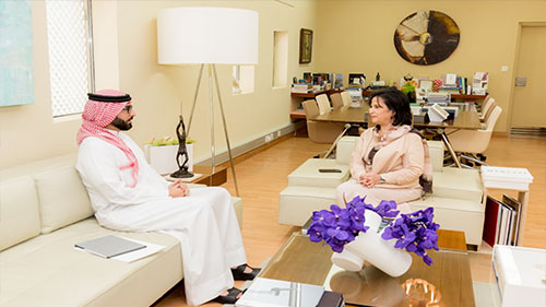 H.E Shaikha Mai Receives Minister of Youth & Sports Affairs, Latest developments of Bahrain Club Muharraq project discussed