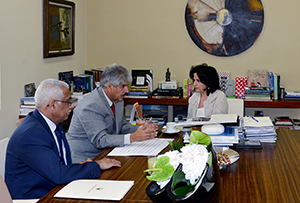 Minister of Culture receives Royal Charity Organization
H.E Shaikha Mai: “humane-oriented”  cultural projects to protect the region’s identity and resources