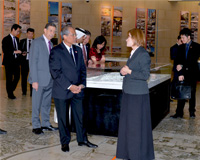 Singaporean delegation Visits National Museum
