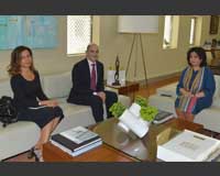 H.E Shaikha Mai Receives Standard Chartered Bank Delegation