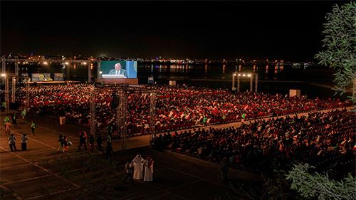 Sadhguru Speaks at a Public Meeting Held at the Bahrain National Museum, 