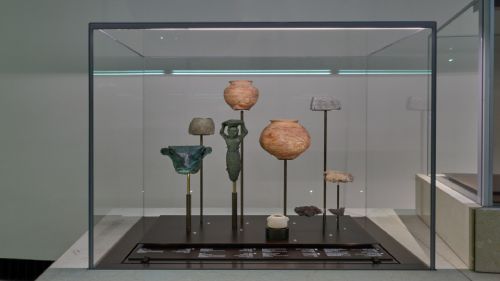 Bahrain Authority for Culture and Antiquities Participates in the Opening of Zayed National Museum, Showcasing 19 Artefacts from the Dilmun and Tylos Periods

